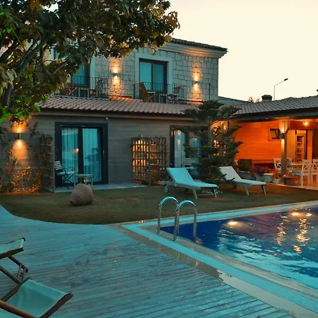 阿拉恰特酒店 2*